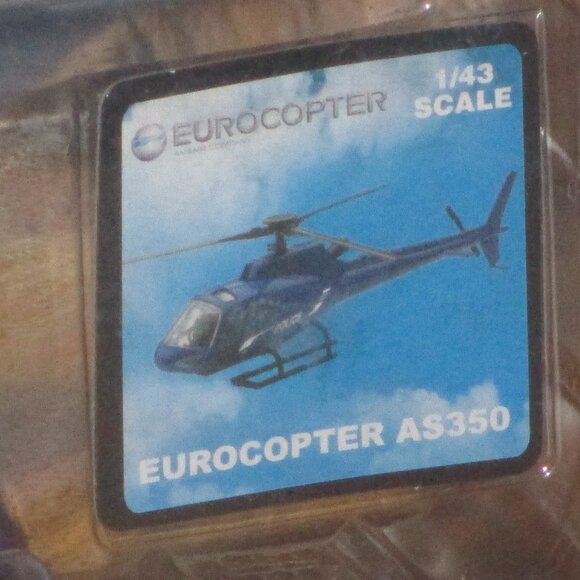 New Ray Eurocopter AS350 Blue Metallic Diecast Model 1/43 Sky Pilot Police New - Picture 2 of 3